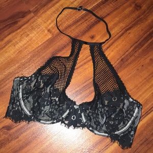 Victoria’s Secret halter mesh+lace bra 32C BNWOT